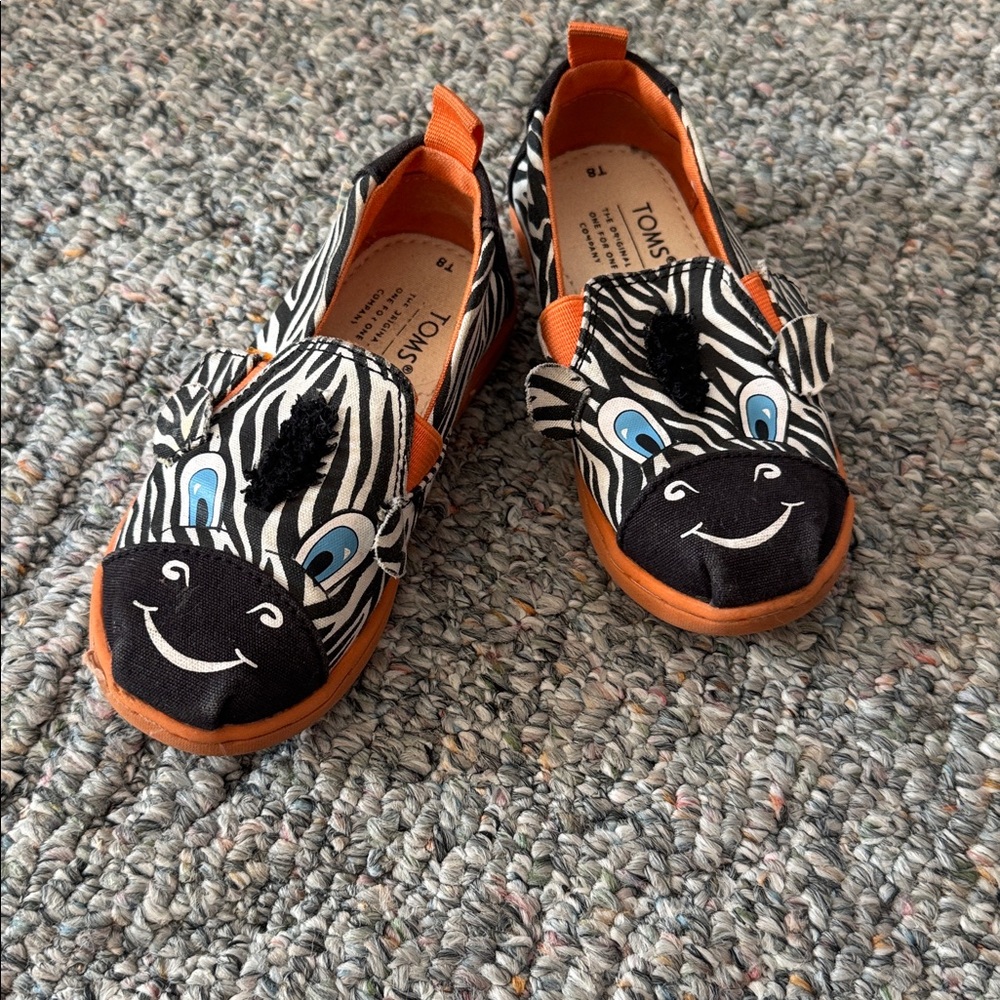 Toms Kids Zebra Face with Orange Trim, sz 8T
